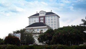 grand zuri hotel