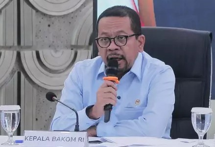 Bakom RI